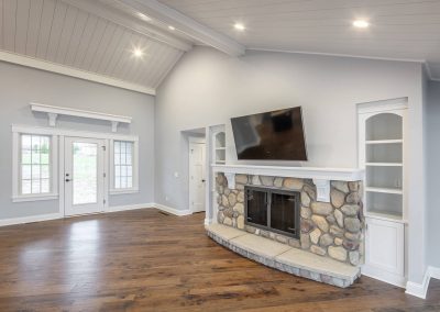 Great-Room-Looking-Toward-Door-400x284 Portfolio