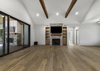 StoneHammer4612PalmerRd-0138-400x284 Portfolio