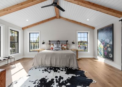 StoneHammerParade2022Interior-3846-400x284 Portfolio