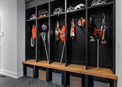 StoneHammerParade2022Interior-3995-400x284 Portfolio