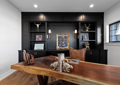 StoneHammerParade2022Interior-4020-400x284 Portfolio