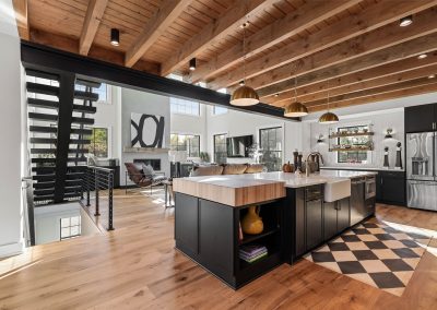 StoneHammerParade2022Interior-4133-400x284 Portfolio