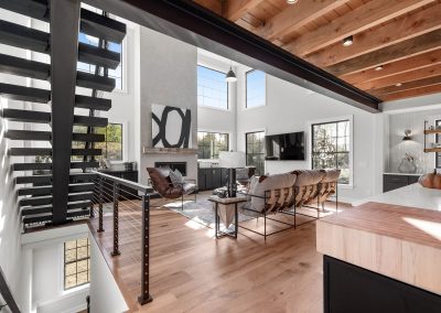 StoneHammerParade2022Interior-4150-400x284 Portfolio